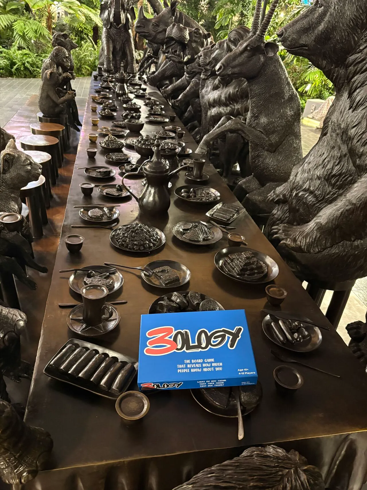 The 3ology box, guest of honour at a banquet of bronze beasts